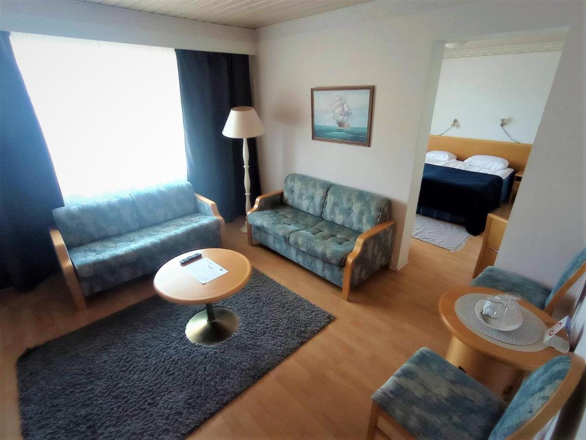 Finlandia Hotel Hiittenharju Harjavalta Buitenkant foto
